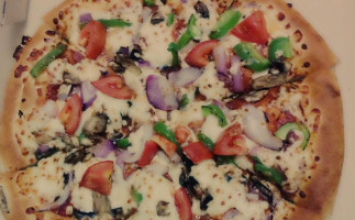R J's Pizza Subs food