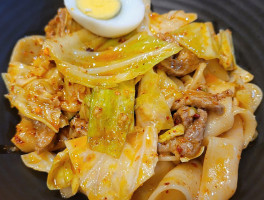 Fang's Noodle House Miàn Guǎn food