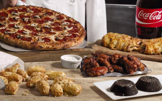 Domino's Pizza food