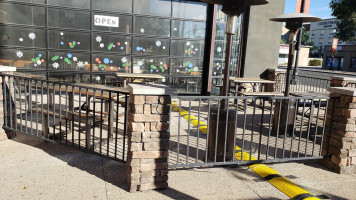 Panera Bread outside