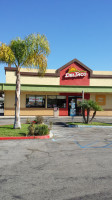 Del Taco outside