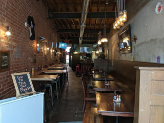 Beer Belly Deli Pub