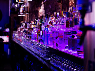 On Now And Lounge