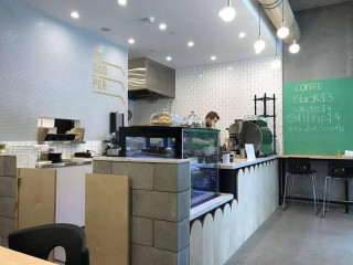 Little Moir's Food Shack