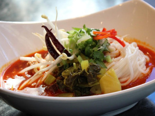 V{iv} Bar Restaurant