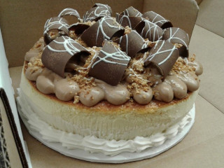 Falkowitz Cakes And Desserts