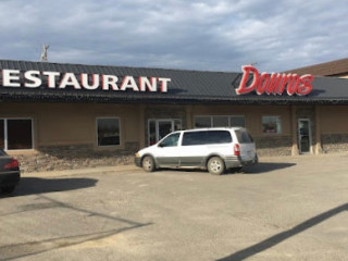 Douros Pizza Steak House Lounge