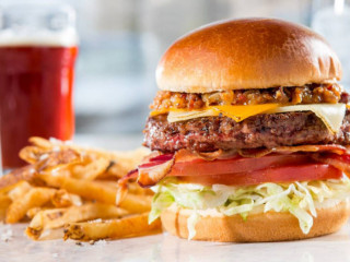 Jacksons Restaurant Bar