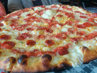 Broken Stone Pizza Co