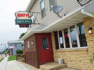 Hooty's And Grill