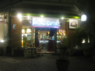restaurant image