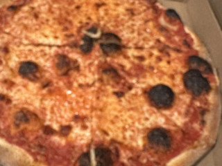 Rocco's Pizza And Grill