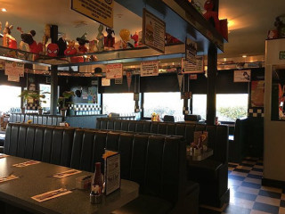 restaurant image