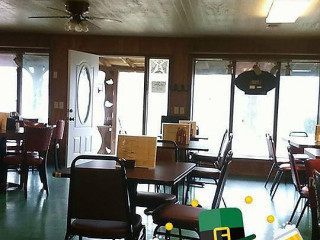 Mama D's Cafe